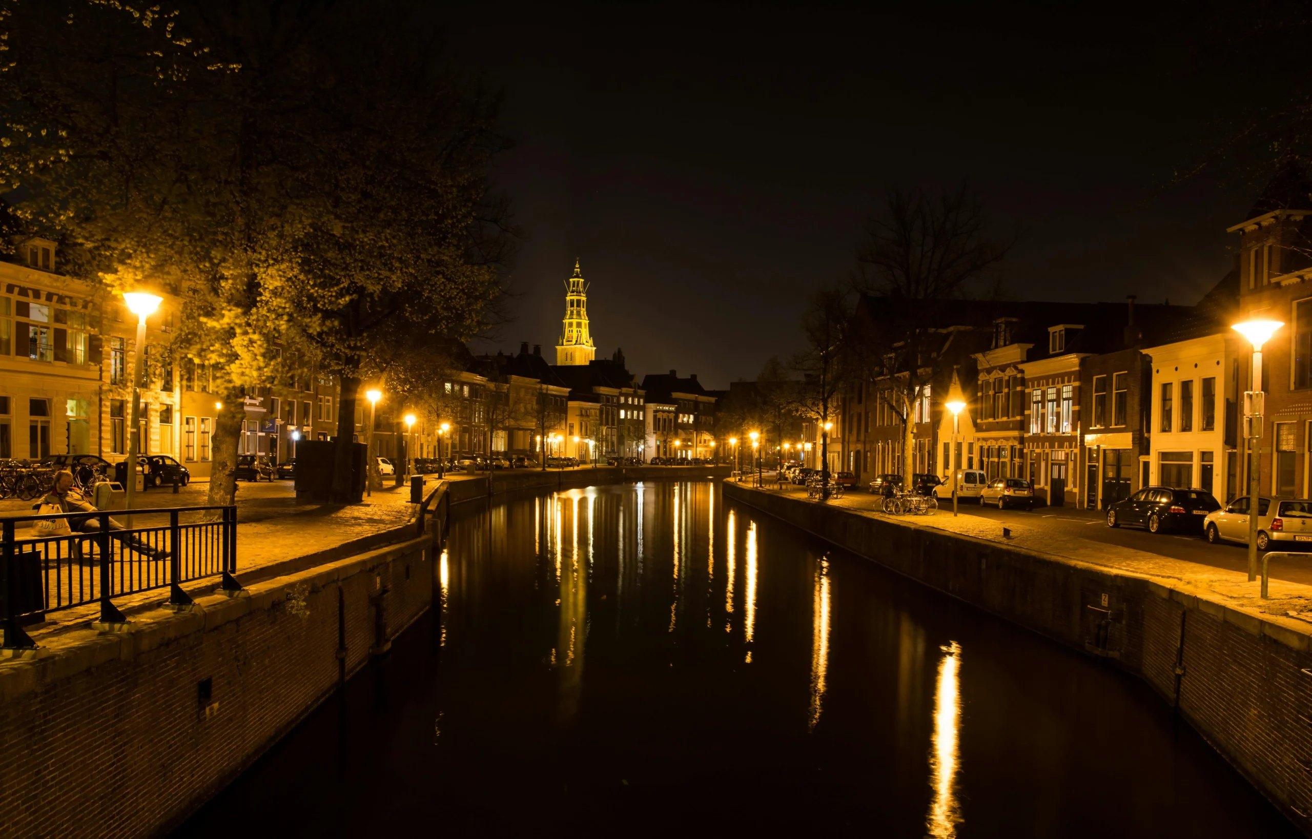 Groningen bij nacht